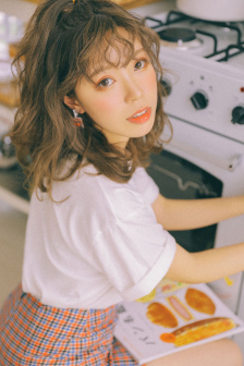 箱中女在线